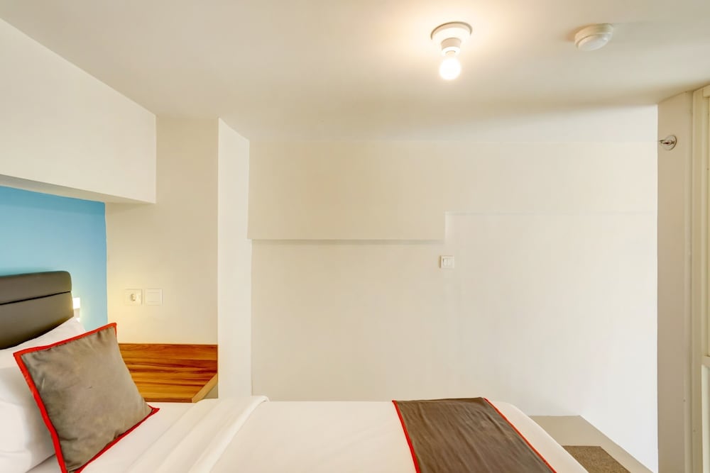 Standard Double Room - Photo 5