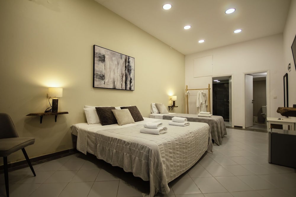 Quadruple Room, Garden View