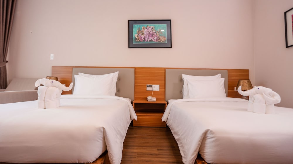 Deluxe Double or Twin Room - Photo 3
