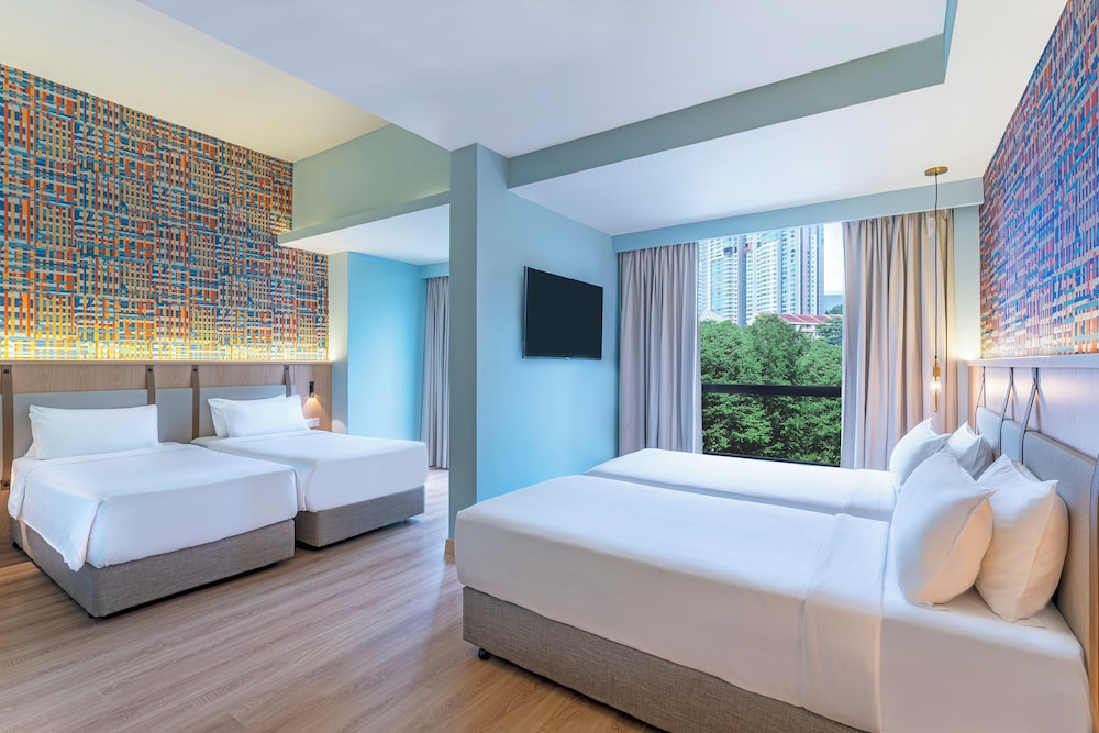 Family Room, Multiple Beds (Premium) photo 1