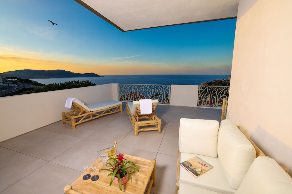 Honeymoon Double Room, Sea View - Photo 7