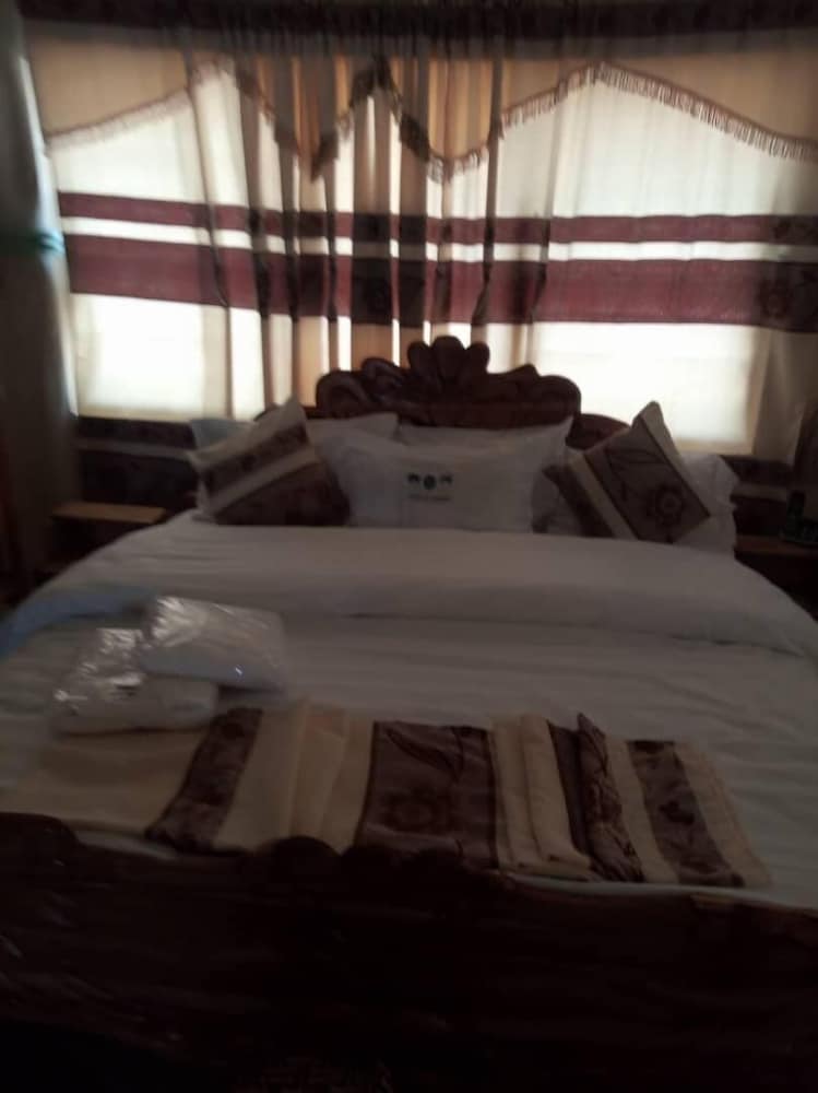 Executive Double Room, 1 Queen Bed, Non Smoking photo 2