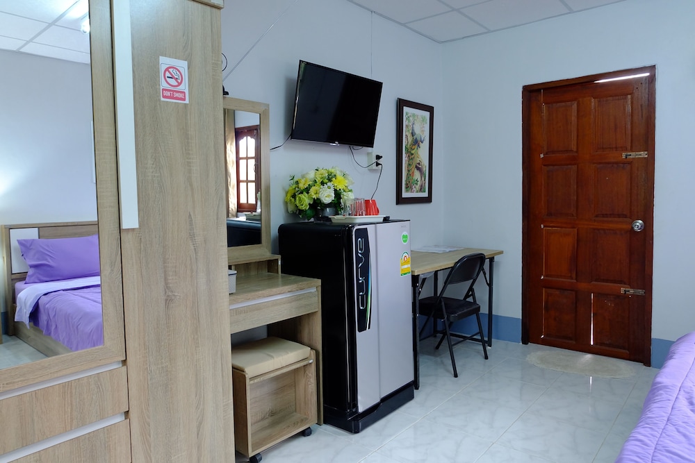 Standard Room photo 2