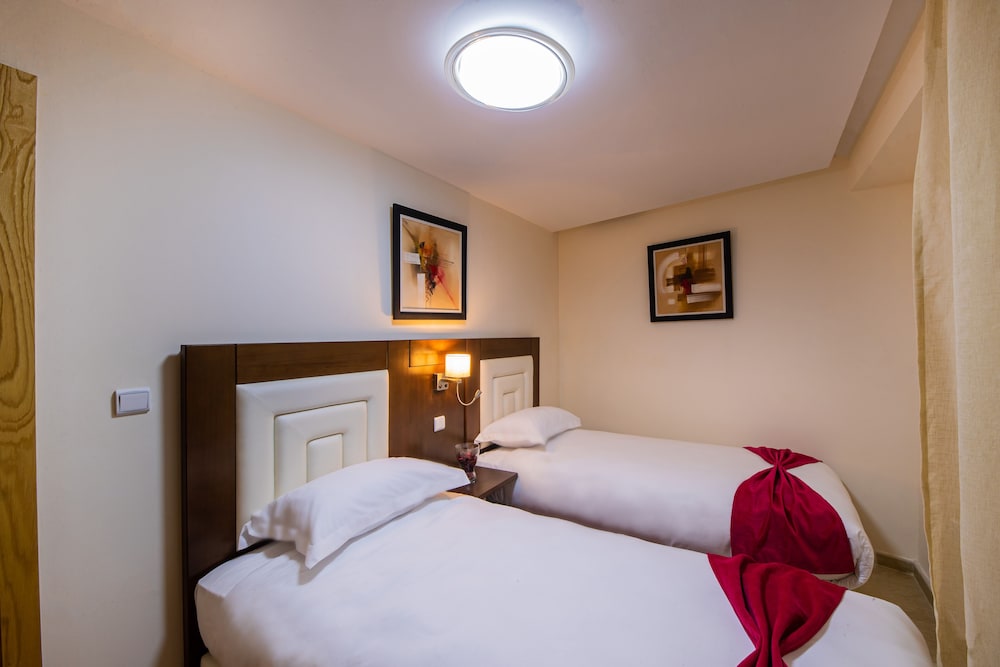 Premium Apartment - Photo 6