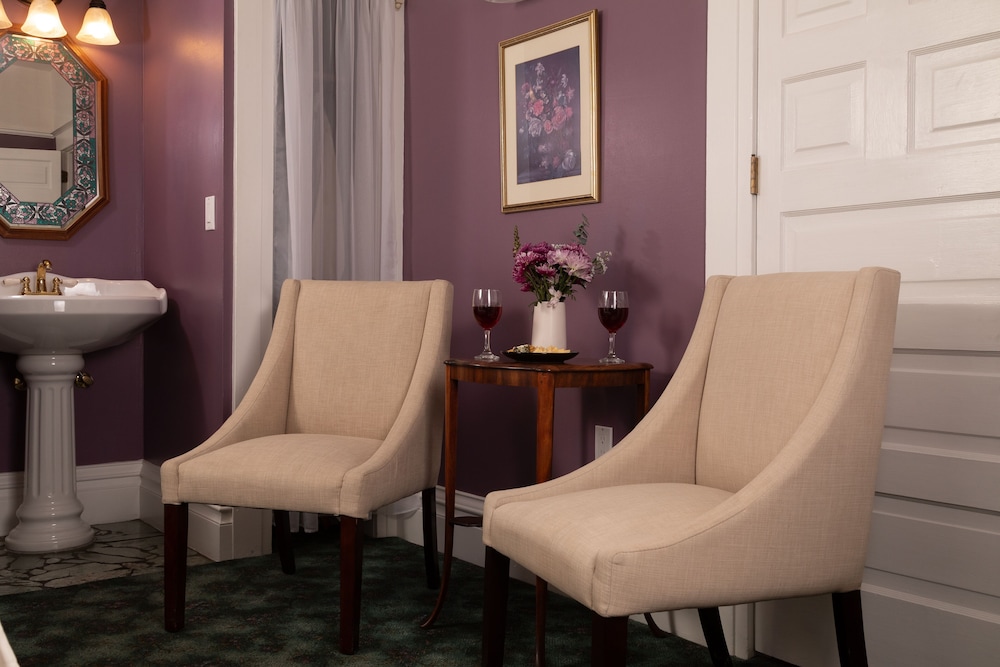 The Tingley Room photo 3