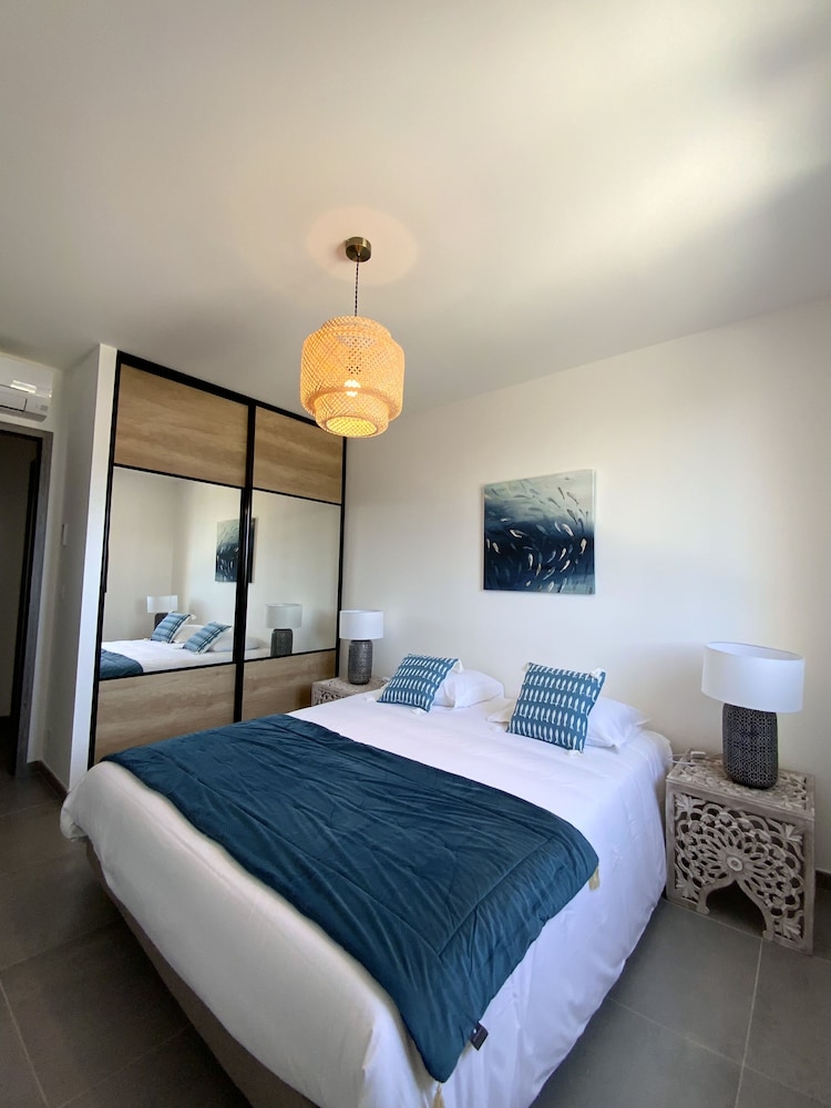 Superior Apartment photo 1