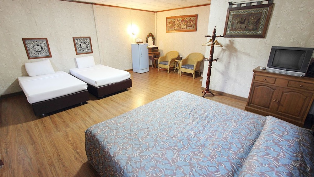 Standard Twin Room photo 3