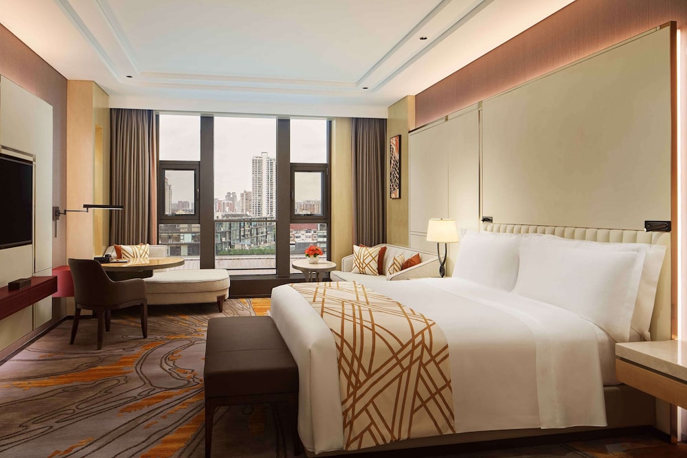 Executive Room, 1 King Bed
