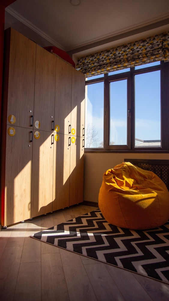 Basic Shared Dormitory, Multiple Bedrooms photo 3