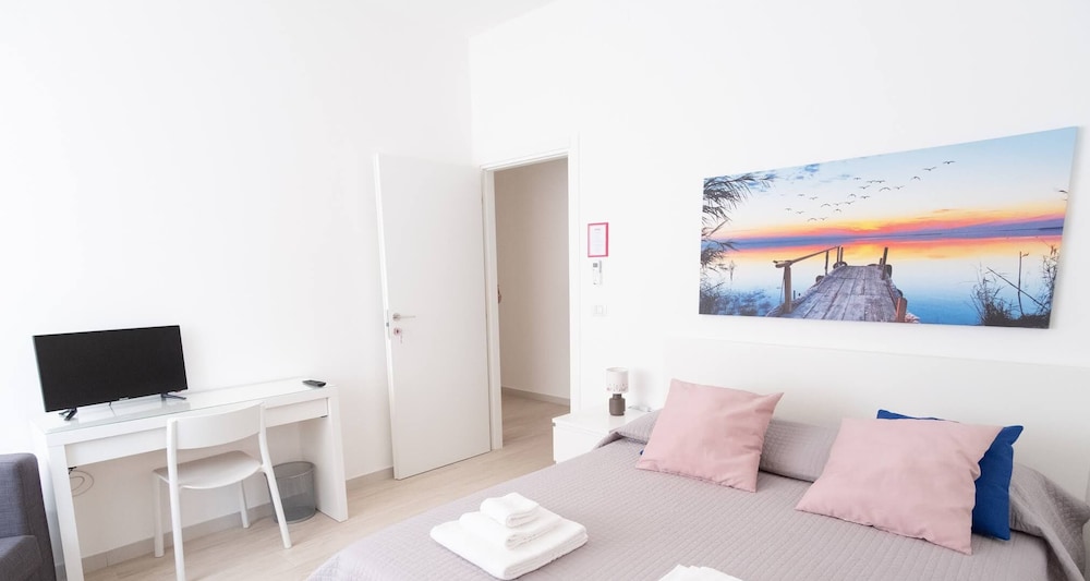 Standard Room, 1 Double Bed with Sofa bed photo 2