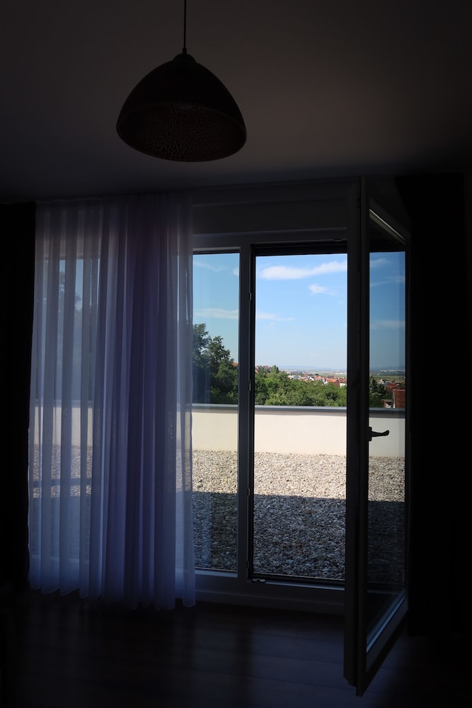 Standard Double Room, 1 Bedroom, Hill View photo 3