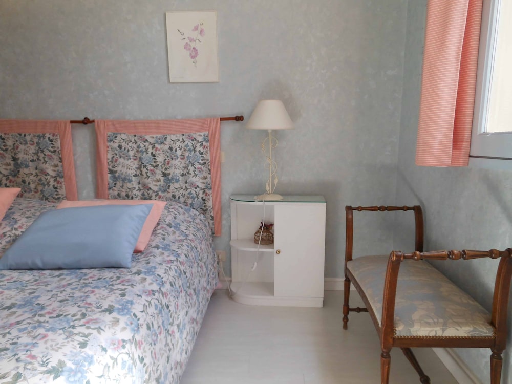Comfort Double Room (Fleurs Et Oiseaux) photo 1