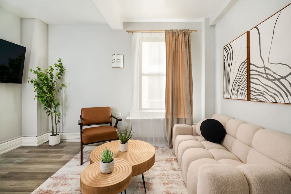 Apartment photo 1