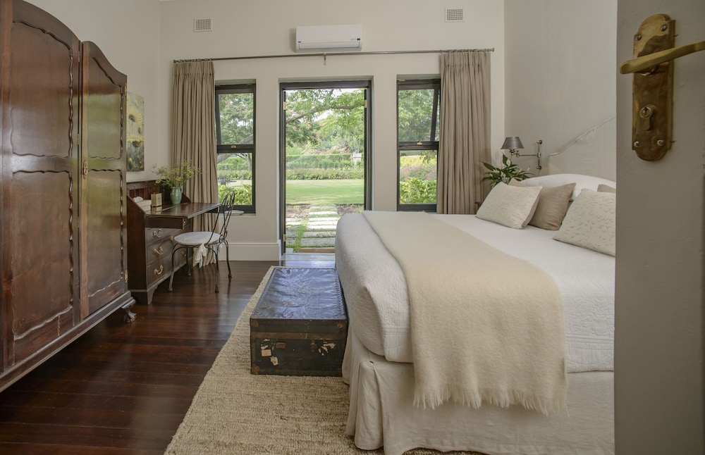 Double Room King 3 photo 1
