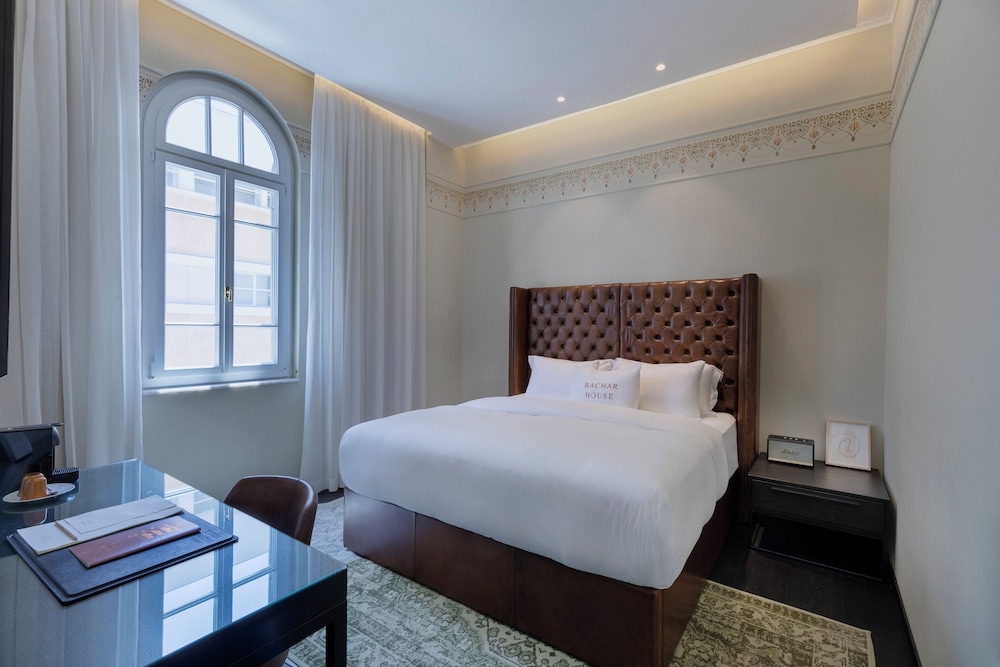 Executive Double Room - Photo 11