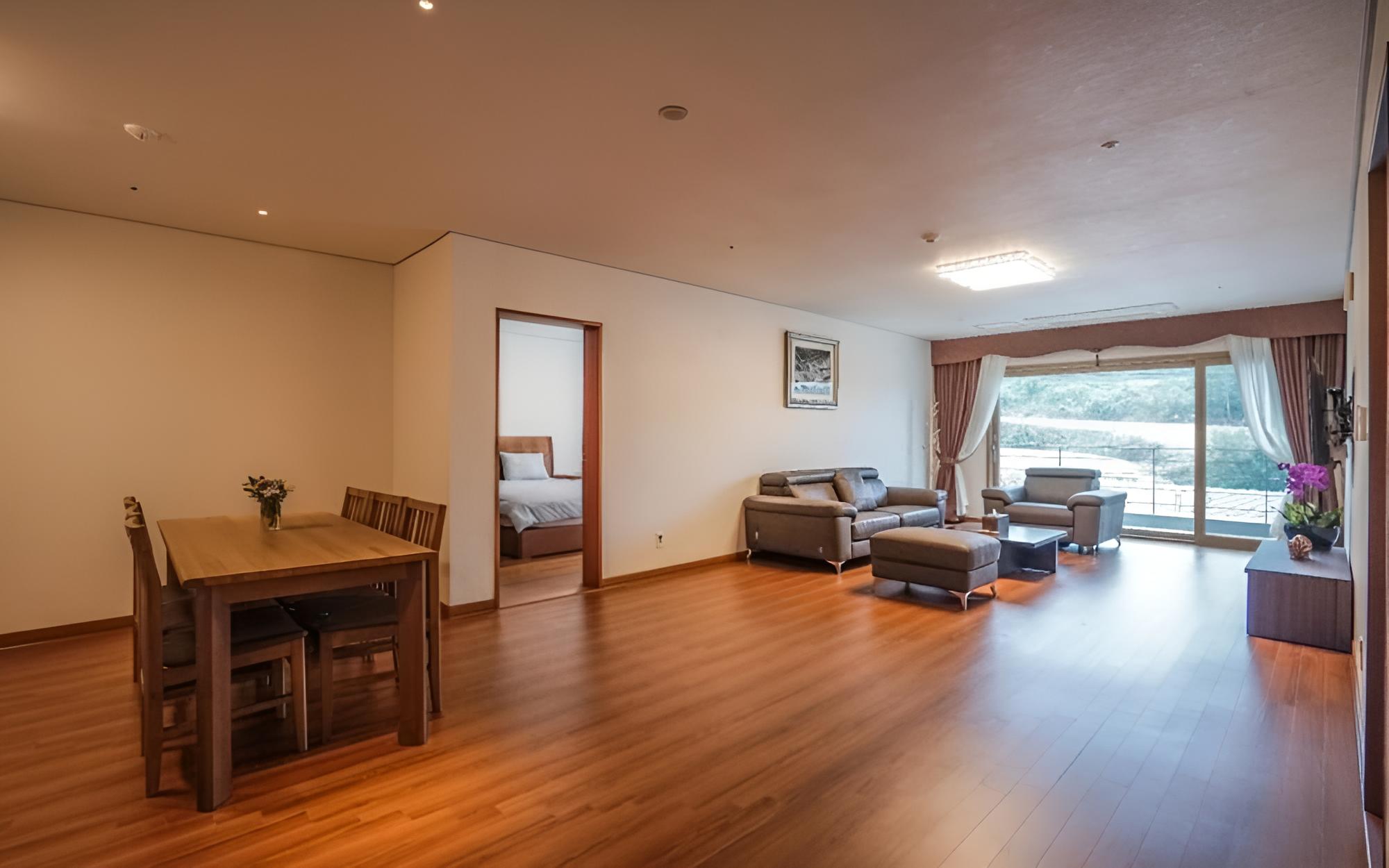 Room (Room 201) photo 2