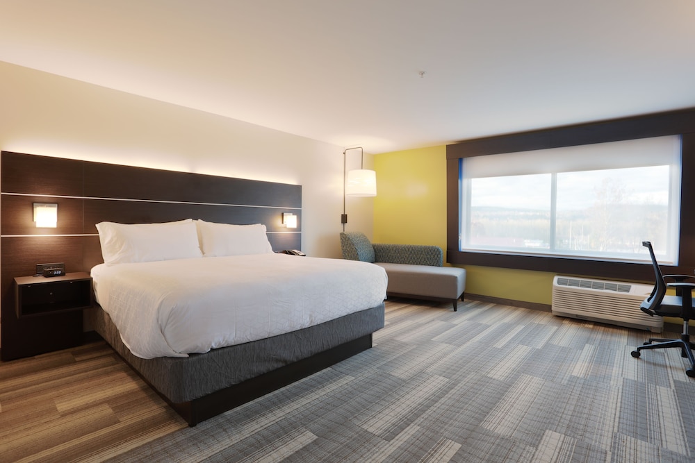 Standard Room, 1 King Bed, Accessible (Communications, Low Floor) photo 1
