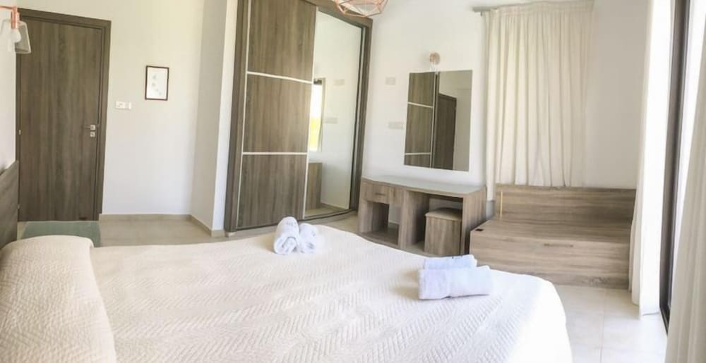 Villa, 3 Bedrooms, Private Pool, Sea View photo 2