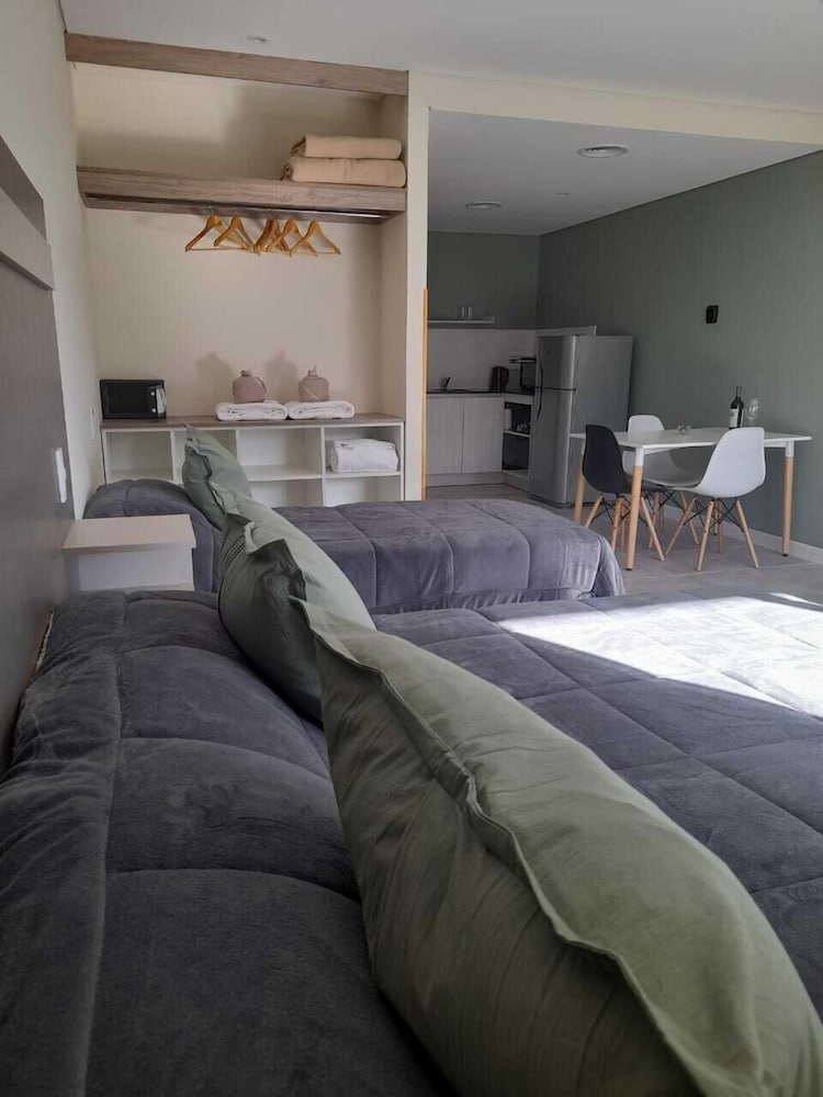 Superior Suite, Multiple Beds, Pool View, Tower photo 2