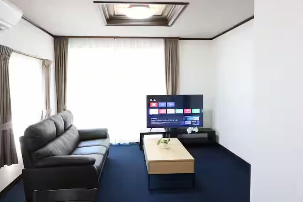 Basic House, City View photo 1