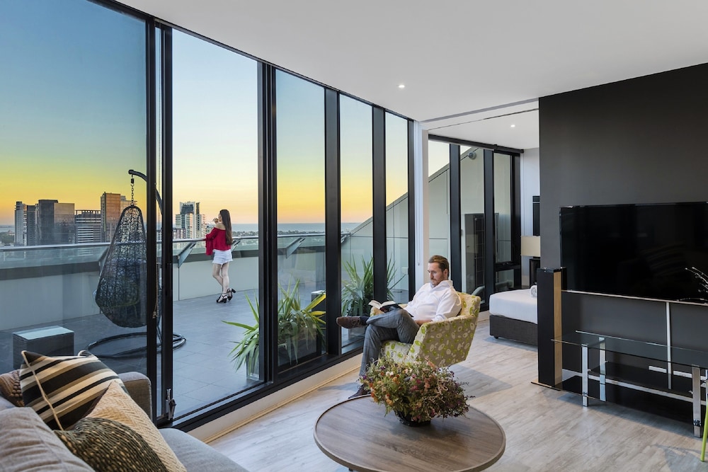 Penthouse Two Bedroom Apartment photo 2