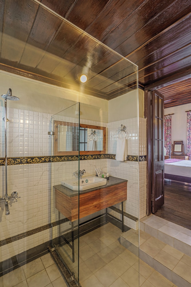 Maharaja Dinajpur Suite - Photo 3