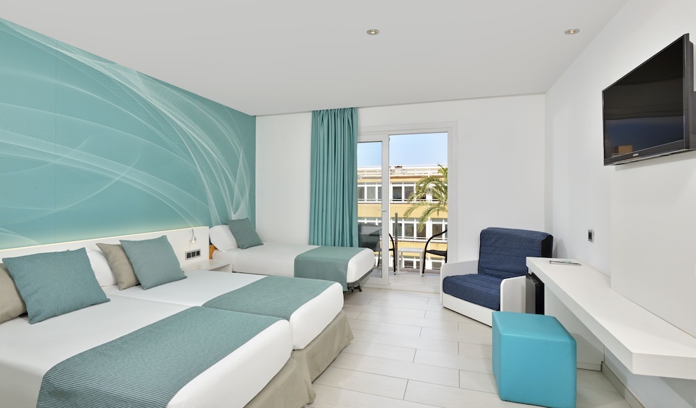 Triple Room, Balcony