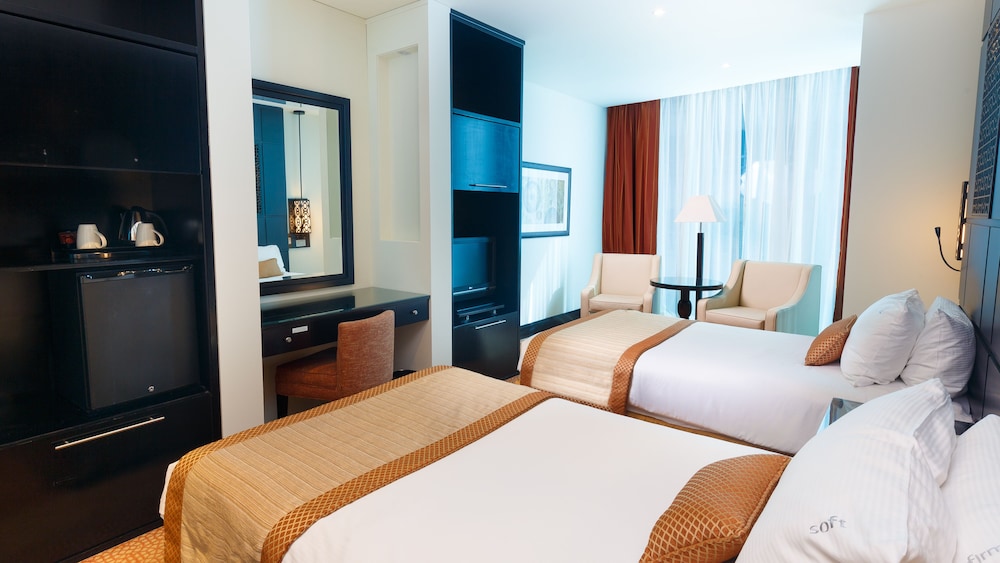 Standard Room, 2 Twin Beds, Accessible, City View photo 2