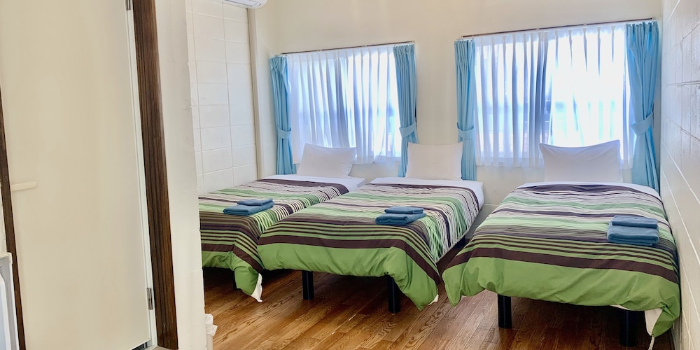 Pension (Triple Room) Non Smoking, Private Bathroom