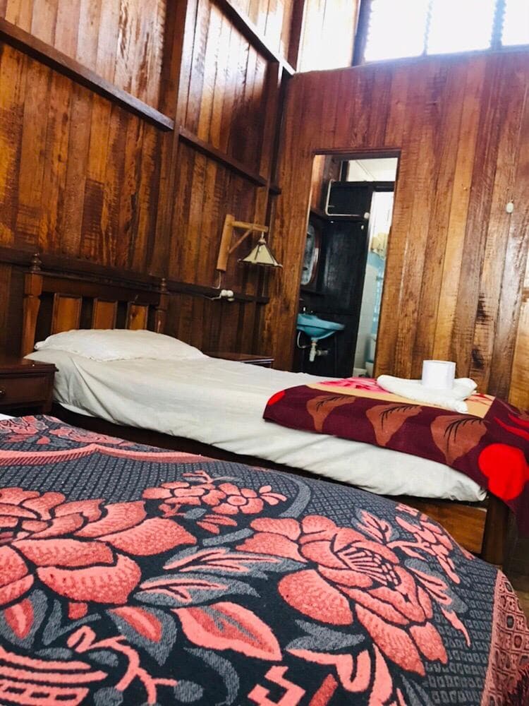 Double Room, Non Smoking, Private Bathroom photo 3