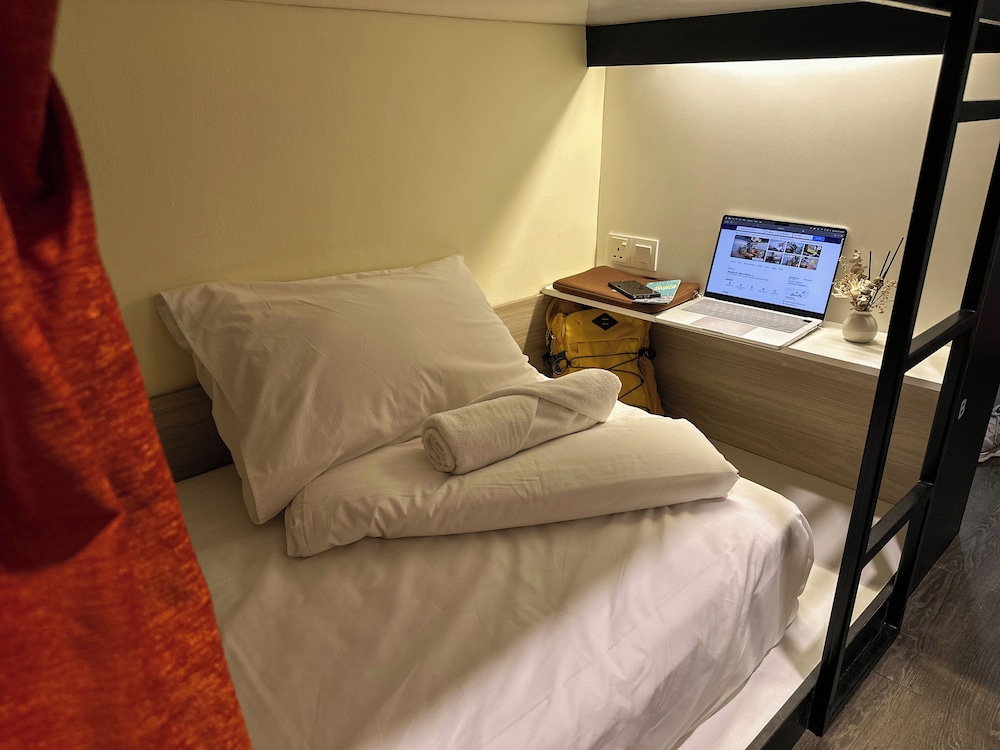 Single Bed in Men Dormitory