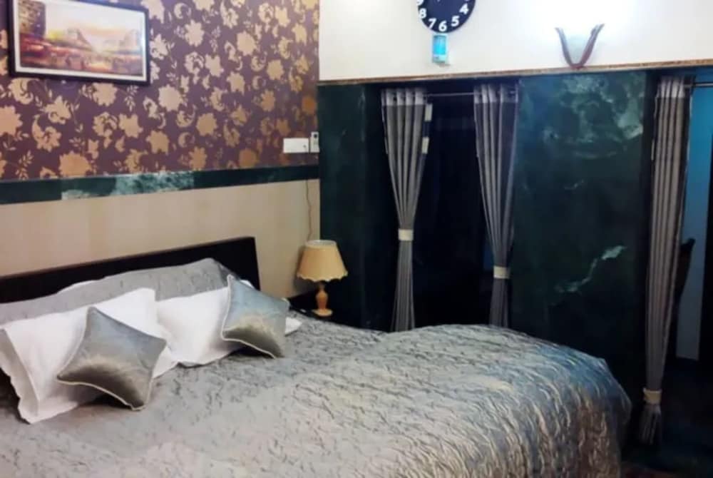 Superior Double Room, City View