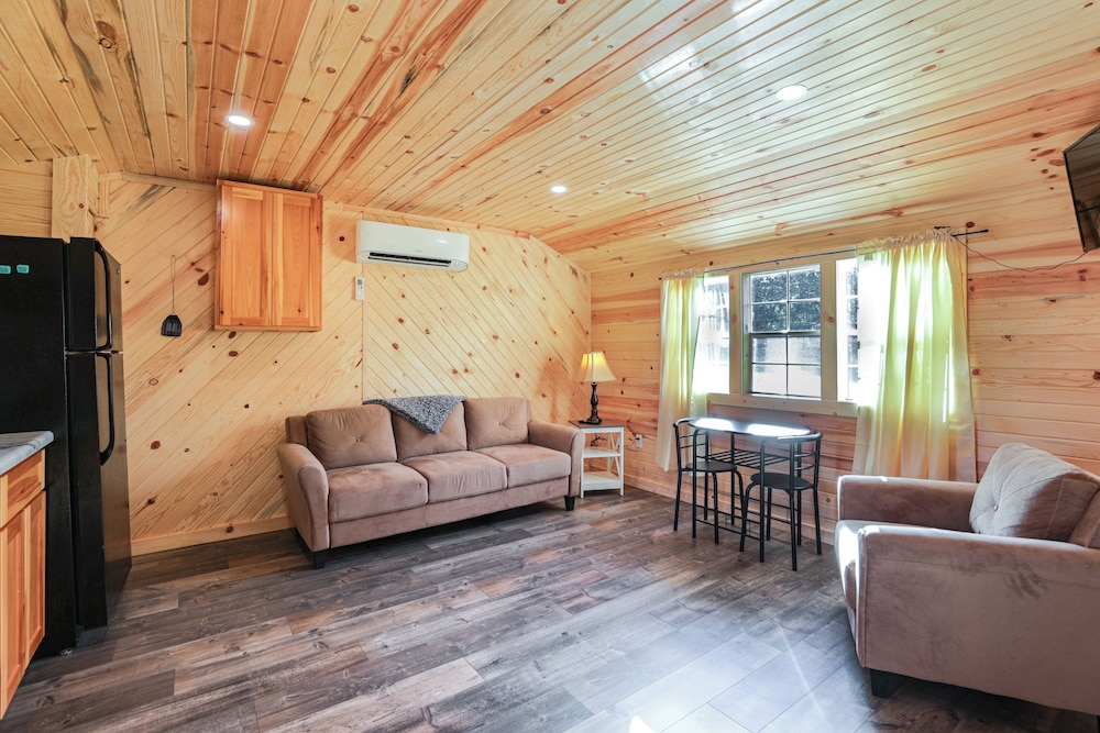 House (2 Bedrooms) photo 3