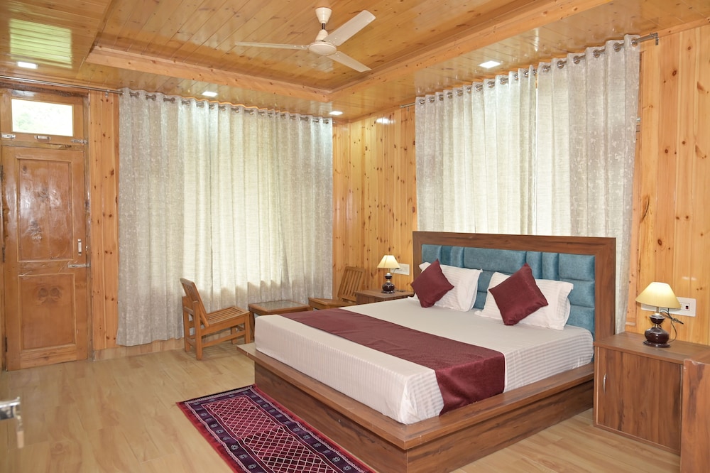 Deluxe Double Room, Balcony, River View
