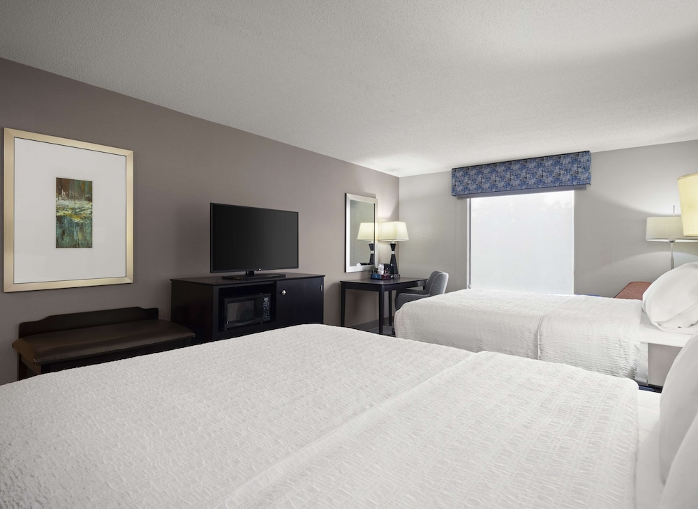 Room, 2 Queen Beds, Accessible, Non Smoking photo 3