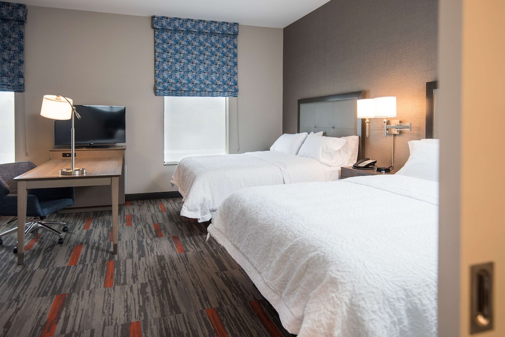 Studio Suite, 2 Queen Beds, Refrigerator & Microwave (Wet Bar) photo 1