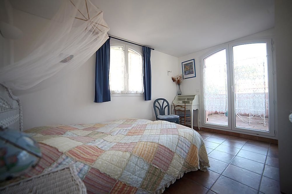 Apartment (Bleue Et Jaune) photo 1