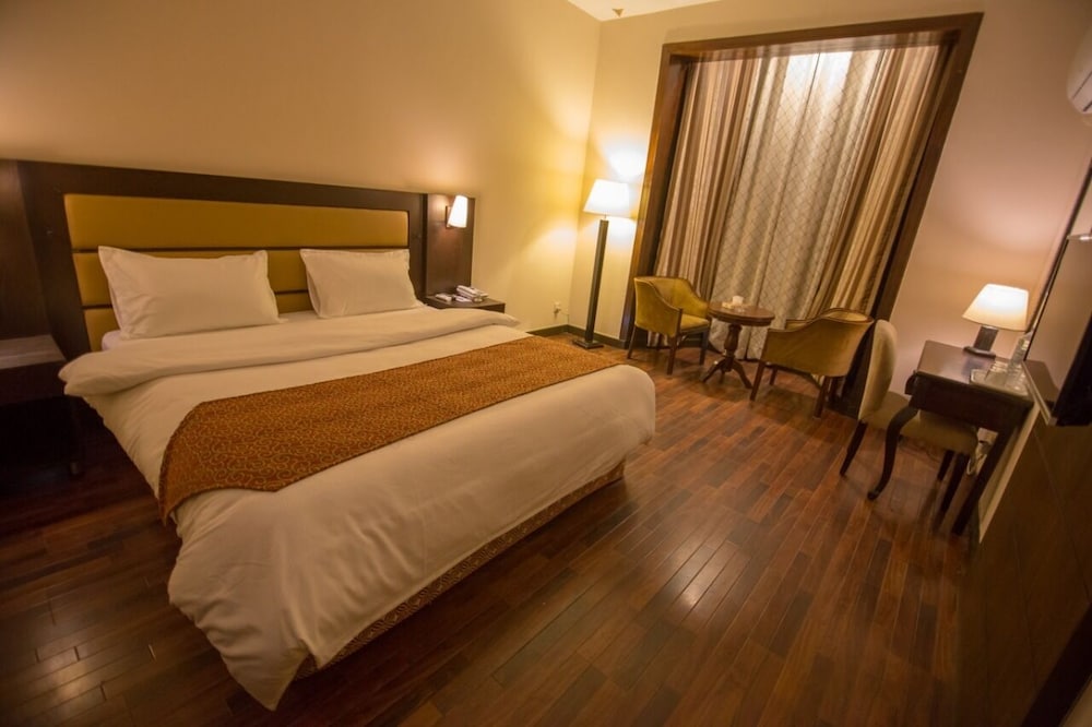 Deluxe Double Room photo 2