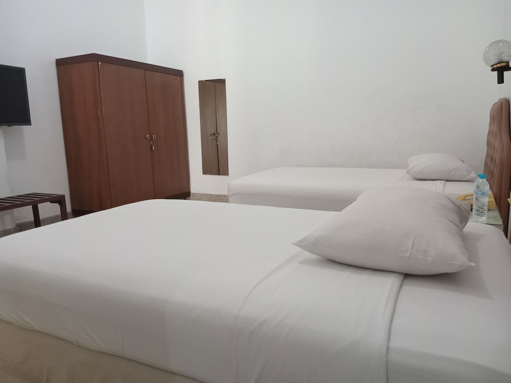 Standard Room - Photo 4