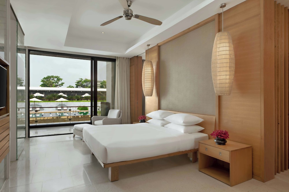 Regency Suite - Photo 3