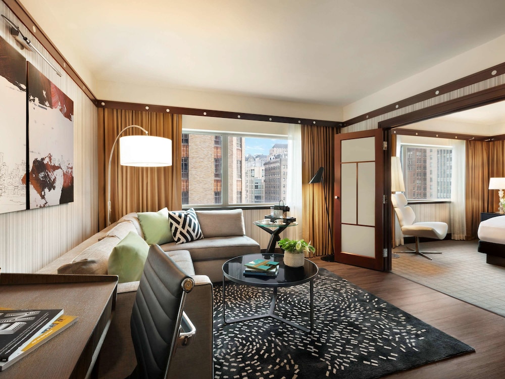Premier Suite, 1 Bedroom, Corner (Prestige)