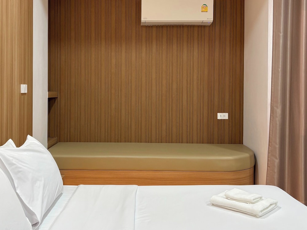Superior Twin Room - Photo 8