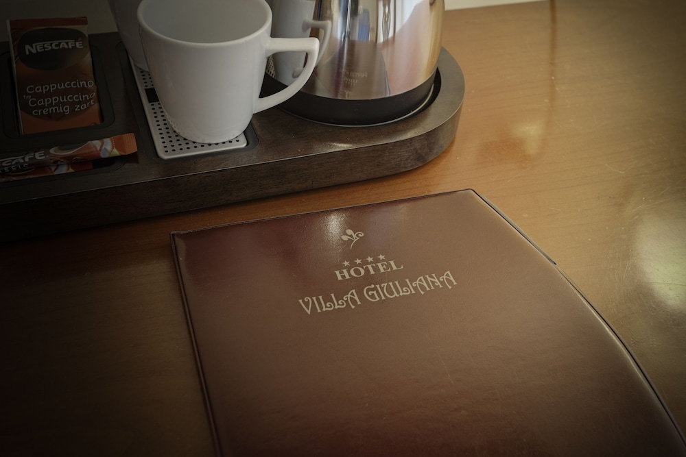 Deluxe Studio Suite, Hot Tub, Sea View - Photo 9