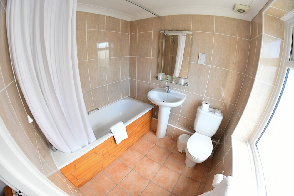 Standard Double Room - Photo 12
