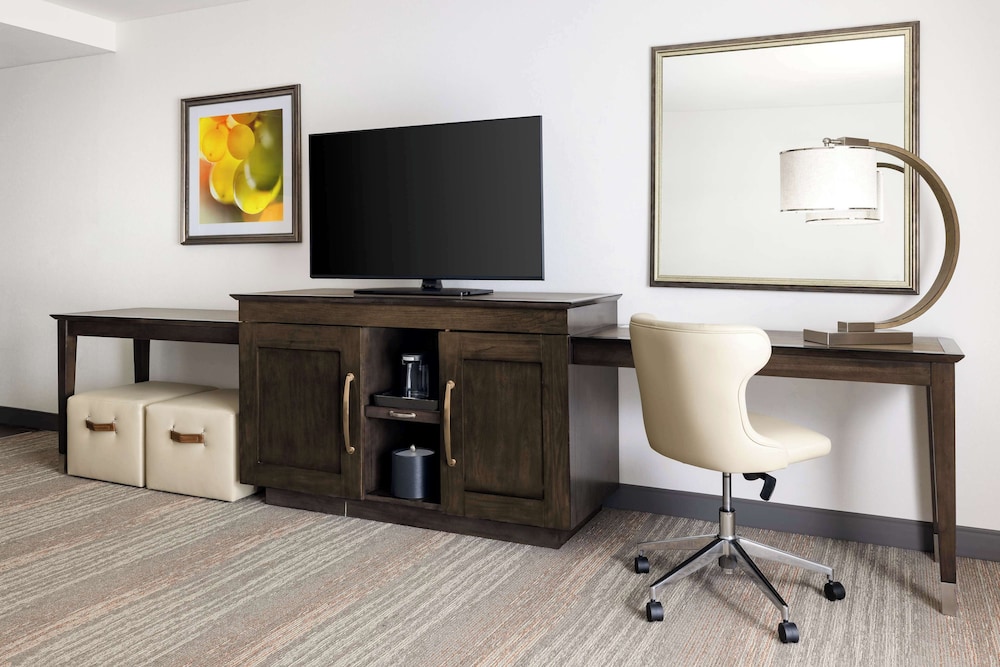 Room, Accessible photo 1
