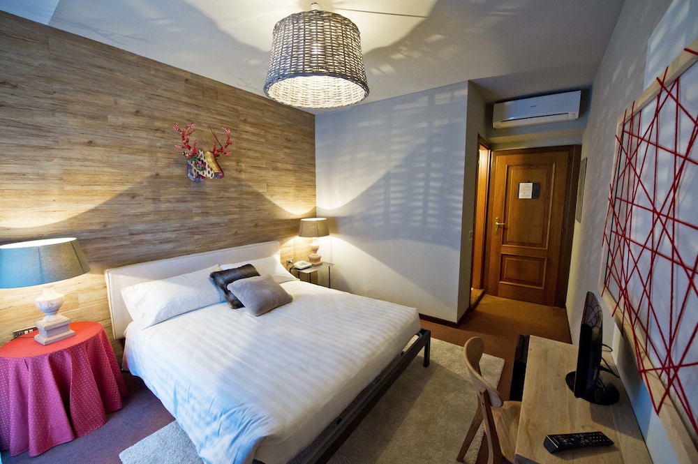 Comfort double or twin room