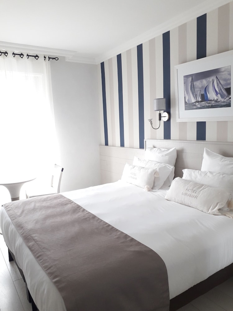 Superior Double Room, Sea facing photo 3