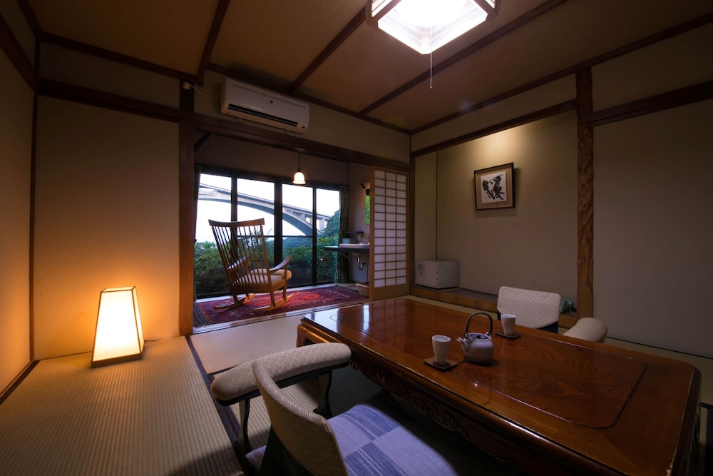 [Renewal] Japanese-Style Superior Room with Hot Spring Bath photo 1