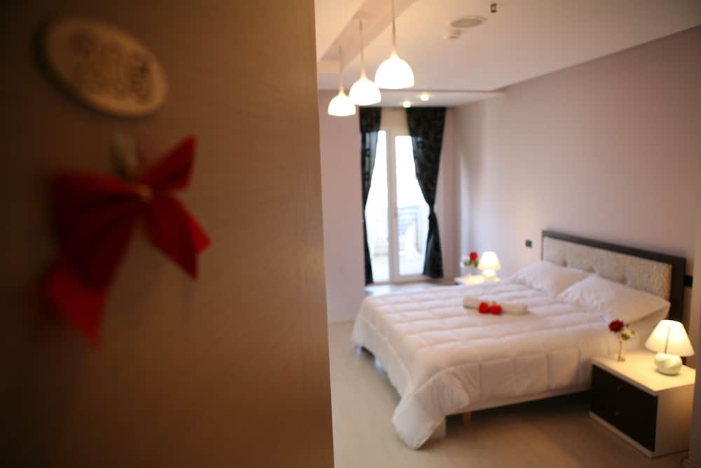 Standard Room, Balcony, Garden View