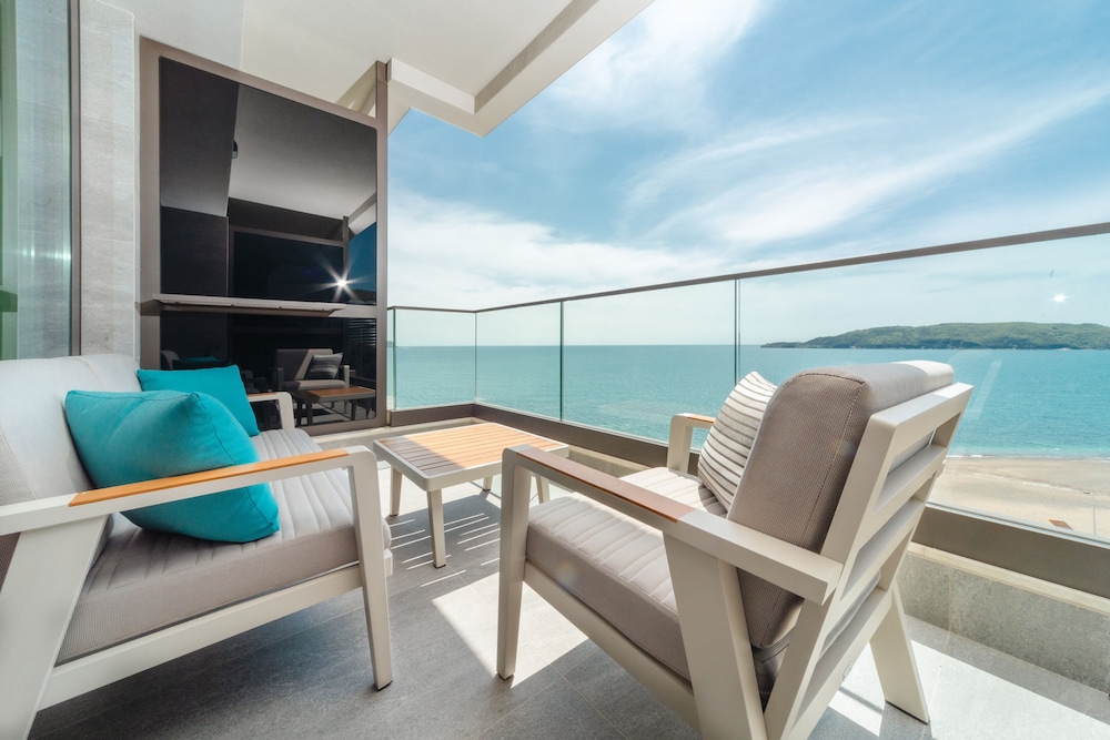Premium Room - Photo 3